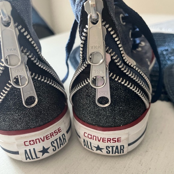Very rare big kids Converse ( authentic) denim with zippers - Picture 3 of 4